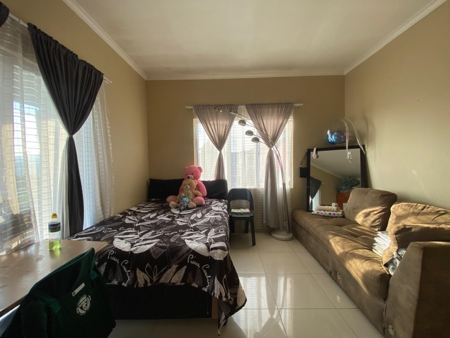 4 Bedroom Property for Sale in Woodlands KwaZulu-Natal