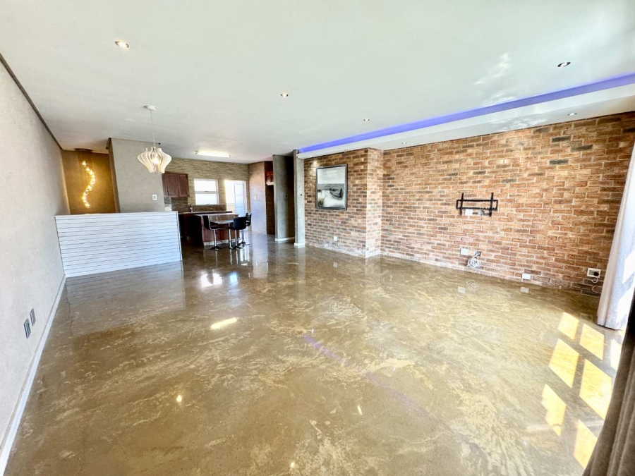 2 Bedroom Property for Sale in La Lucia KwaZulu-Natal