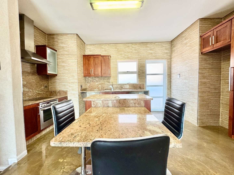 2 Bedroom Property for Sale in La Lucia KwaZulu-Natal