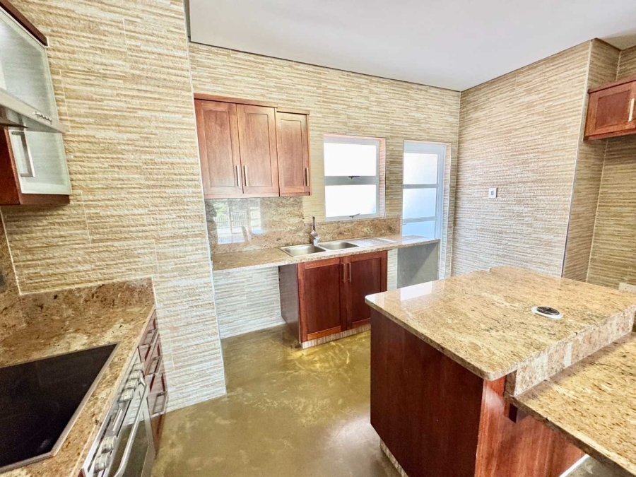 2 Bedroom Property for Sale in La Lucia KwaZulu-Natal