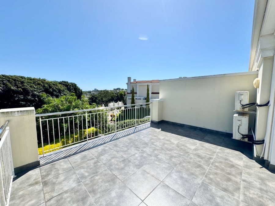 2 Bedroom Property for Sale in La Lucia KwaZulu-Natal