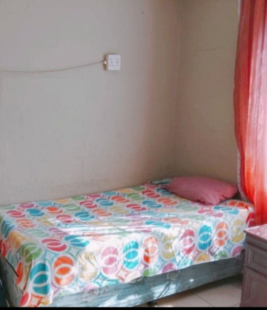 2 Bedroom Property for Sale in Newlands East KwaZulu-Natal