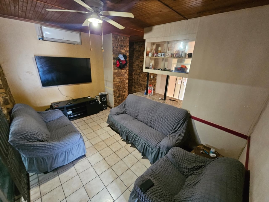 3 Bedroom Property for Sale in Birdswood KwaZulu-Natal