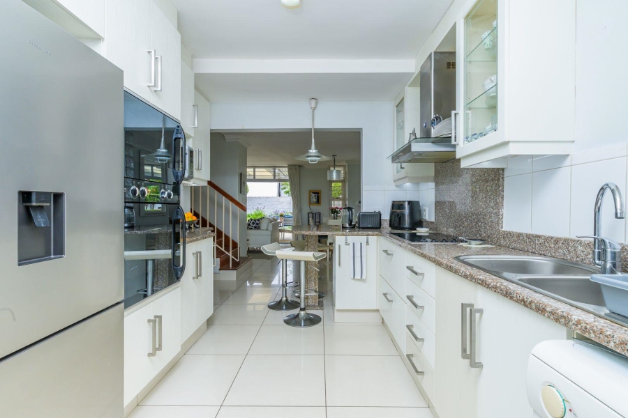 4 Bedroom Property for Sale in Umhlanga KwaZulu-Natal