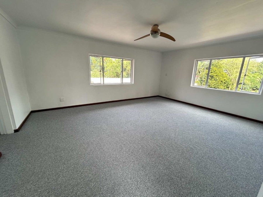 To Let 3 Bedroom Property for Rent in Kloof KwaZulu-Natal