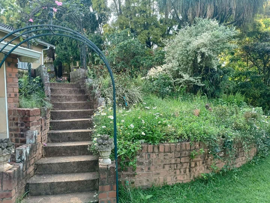 5 Bedroom Property for Sale in Montrose KwaZulu-Natal