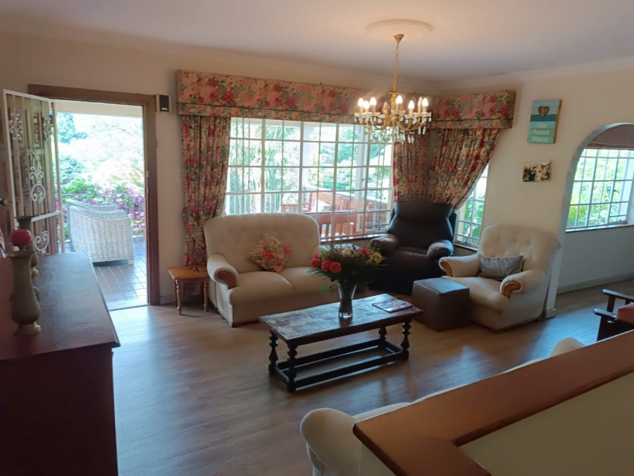 5 Bedroom Property for Sale in Montrose KwaZulu-Natal