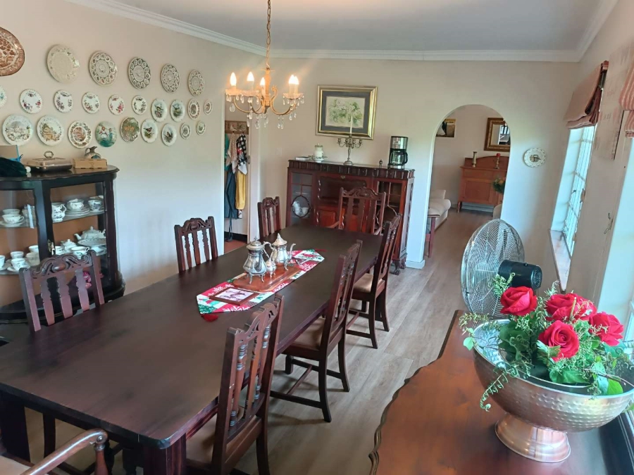 5 Bedroom Property for Sale in Montrose KwaZulu-Natal