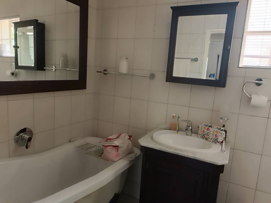 5 Bedroom Property for Sale in Montrose KwaZulu-Natal