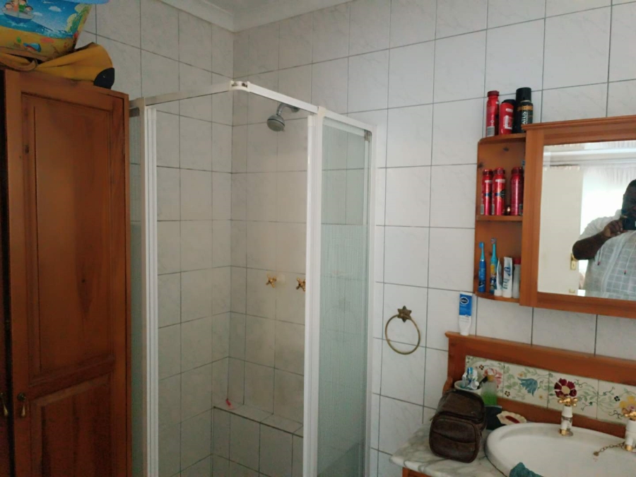 5 Bedroom Property for Sale in Montrose KwaZulu-Natal