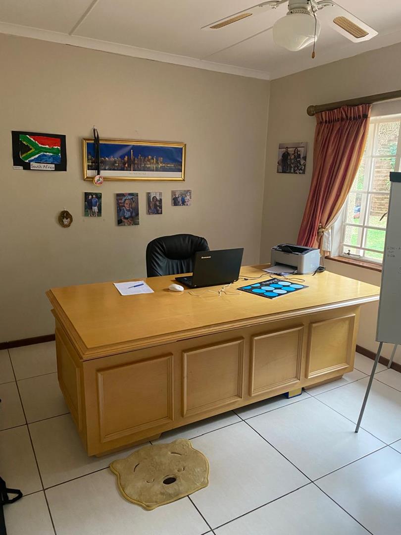 5 Bedroom Property for Sale in Montrose KwaZulu-Natal