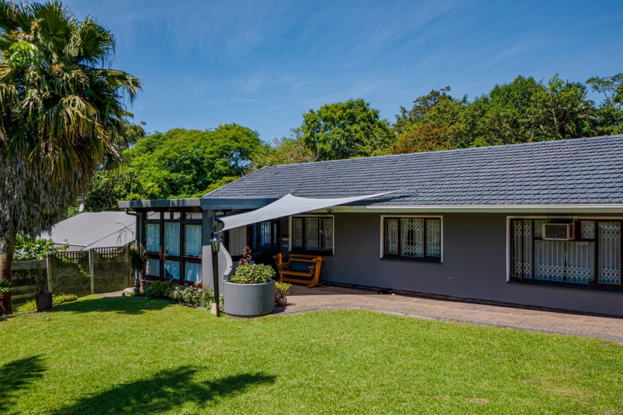 4 Bedroom Property for Sale in Amanzimtoti KwaZulu-Natal
