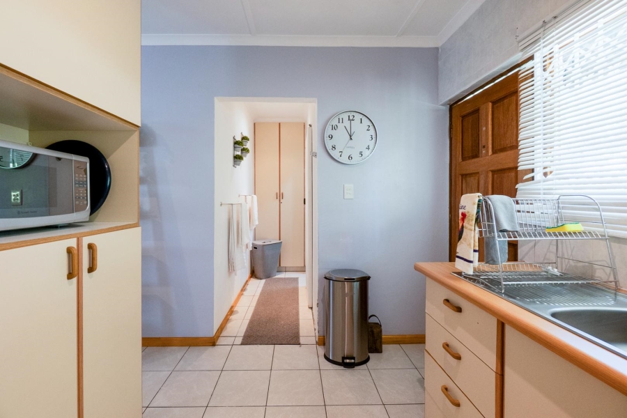 4 Bedroom Property for Sale in Amanzimtoti KwaZulu-Natal