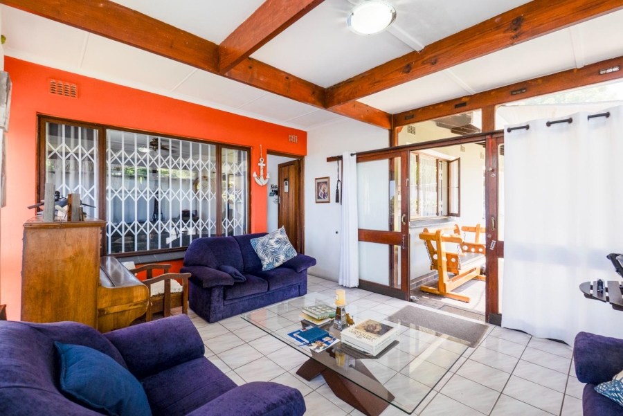 4 Bedroom Property for Sale in Amanzimtoti KwaZulu-Natal