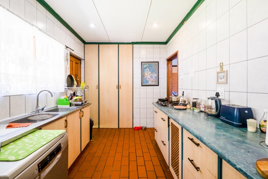 4 Bedroom Property for Sale in Amanzimtoti KwaZulu-Natal