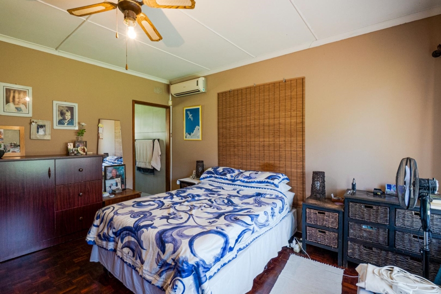 4 Bedroom Property for Sale in Amanzimtoti KwaZulu-Natal