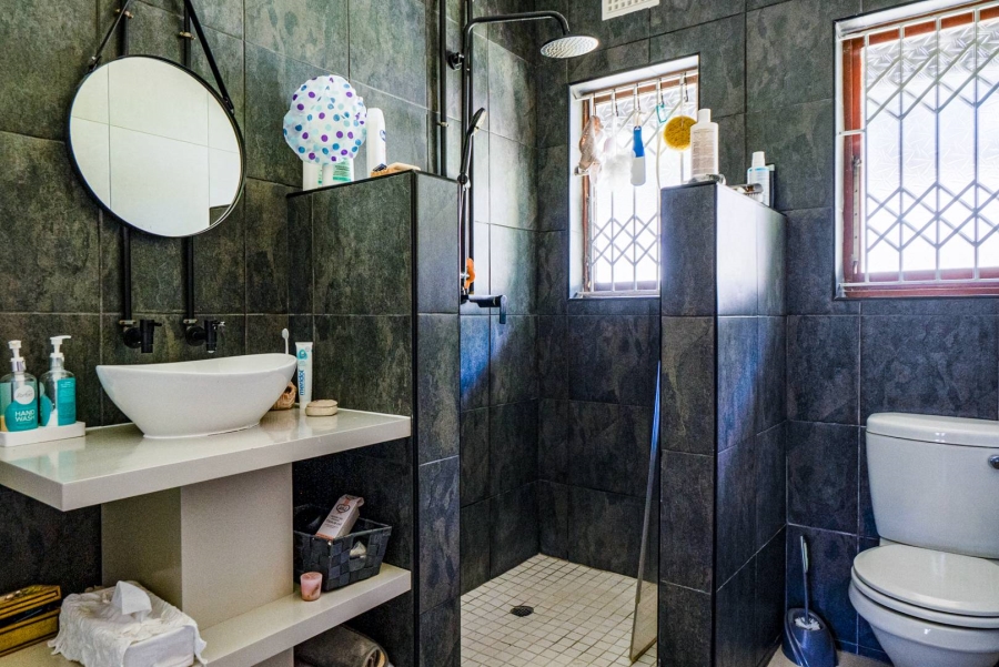 4 Bedroom Property for Sale in Amanzimtoti KwaZulu-Natal