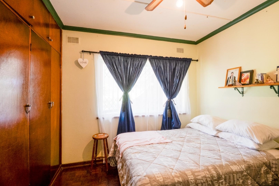 4 Bedroom Property for Sale in Amanzimtoti KwaZulu-Natal