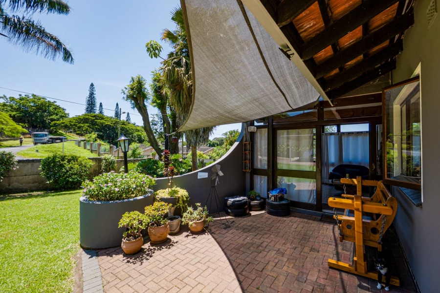 4 Bedroom Property for Sale in Amanzimtoti KwaZulu-Natal