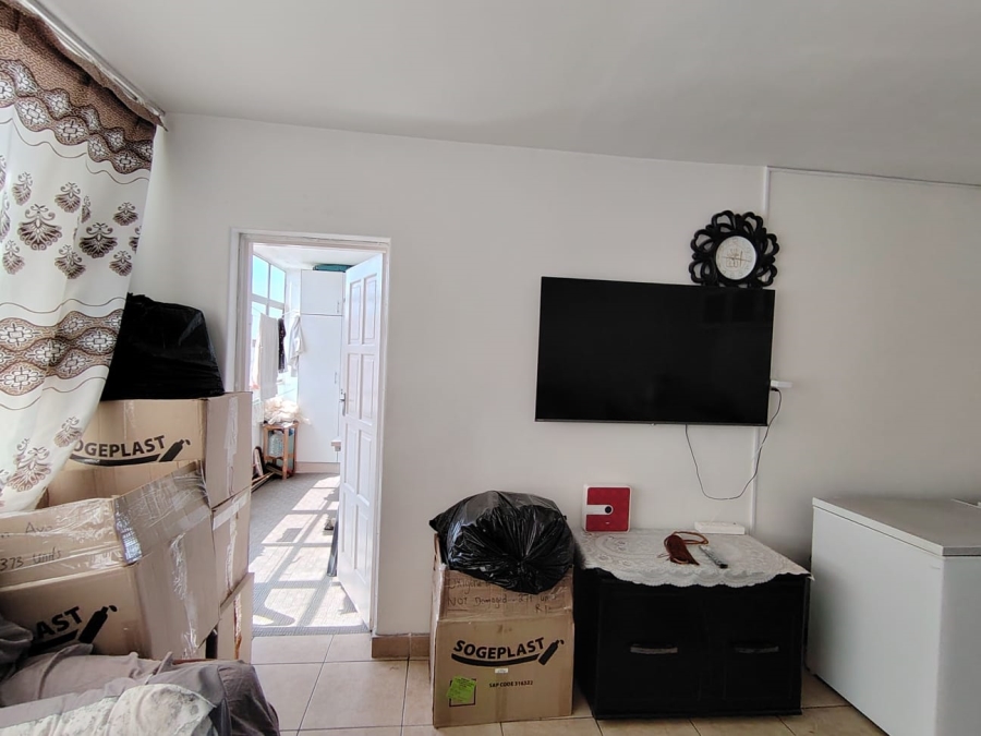 2 Bedroom Property for Sale in Durban Central KwaZulu-Natal