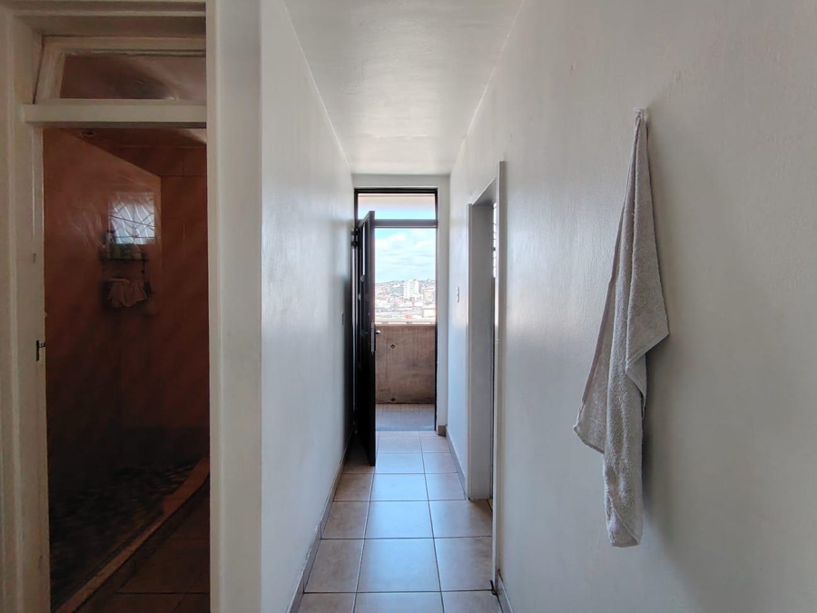 2 Bedroom Property for Sale in Durban Central KwaZulu-Natal