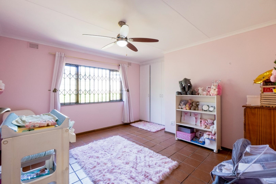 4 Bedroom Property for Sale in Amanzimtoti KwaZulu-Natal