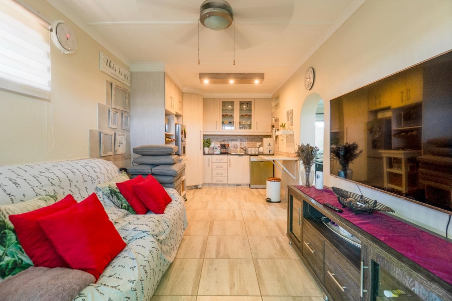 4 Bedroom Property for Sale in Amanzimtoti KwaZulu-Natal