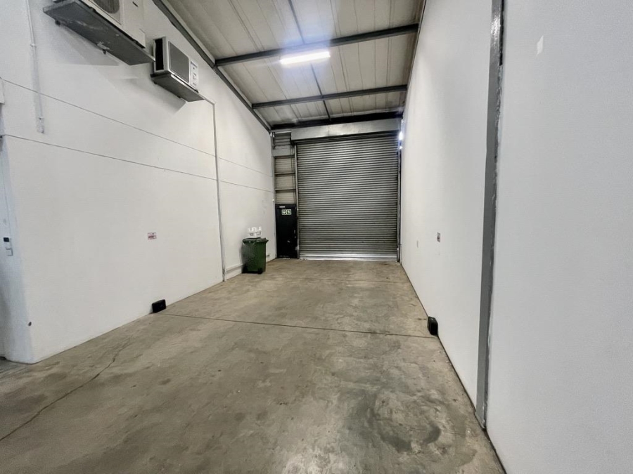 To Let commercial Property for Rent in Mount Edgecombe KwaZulu-Natal