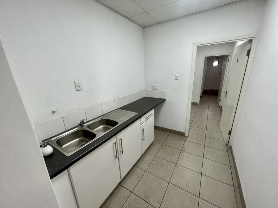 To Let commercial Property for Rent in Mount Edgecombe KwaZulu-Natal