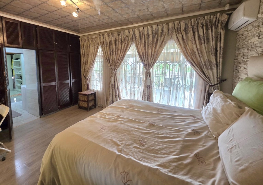 3 Bedroom Property for Sale in Kloof KwaZulu-Natal