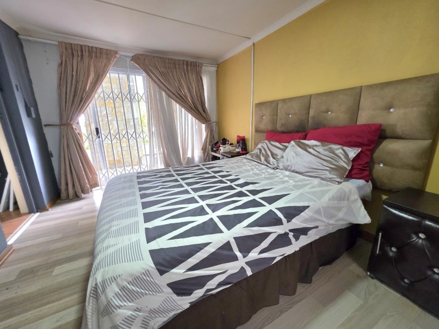 3 Bedroom Property for Sale in Kloof KwaZulu-Natal