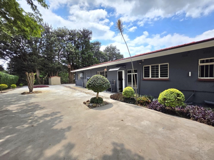 3 Bedroom Property for Sale in Kloof KwaZulu-Natal