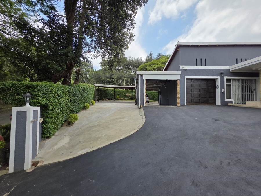 3 Bedroom Property for Sale in Kloof KwaZulu-Natal