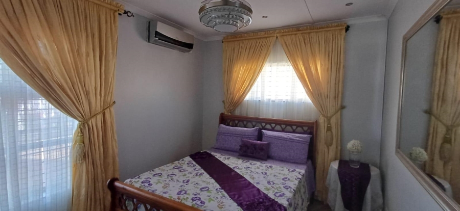 3 Bedroom Property for Sale in Brackenham KwaZulu-Natal