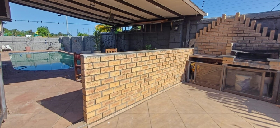 3 Bedroom Property for Sale in Brackenham KwaZulu-Natal