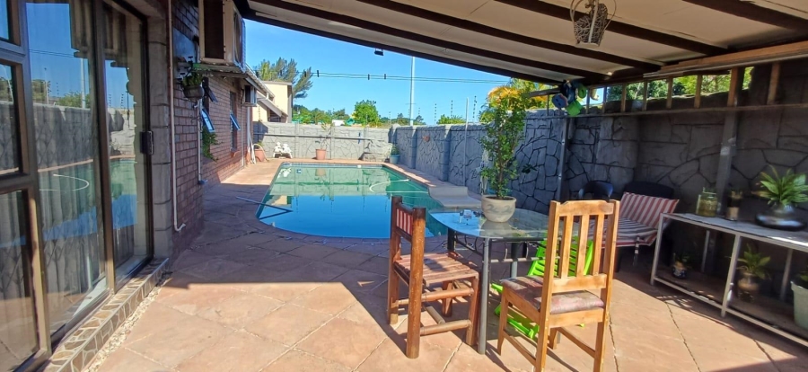 3 Bedroom Property for Sale in Brackenham KwaZulu-Natal