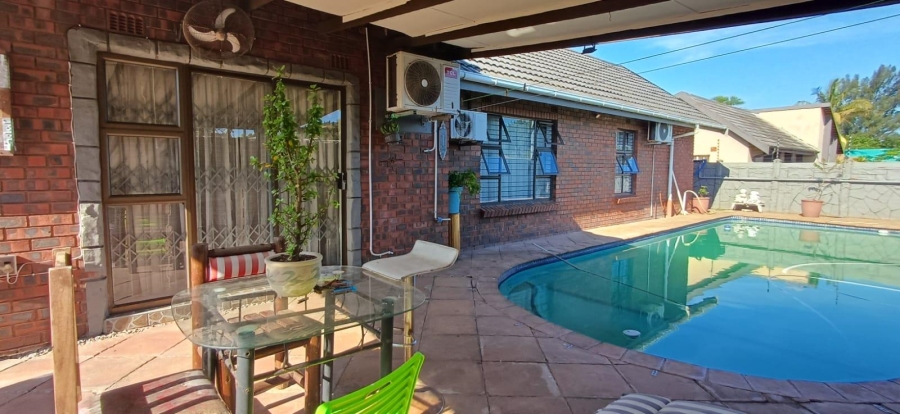 3 Bedroom Property for Sale in Brackenham KwaZulu-Natal