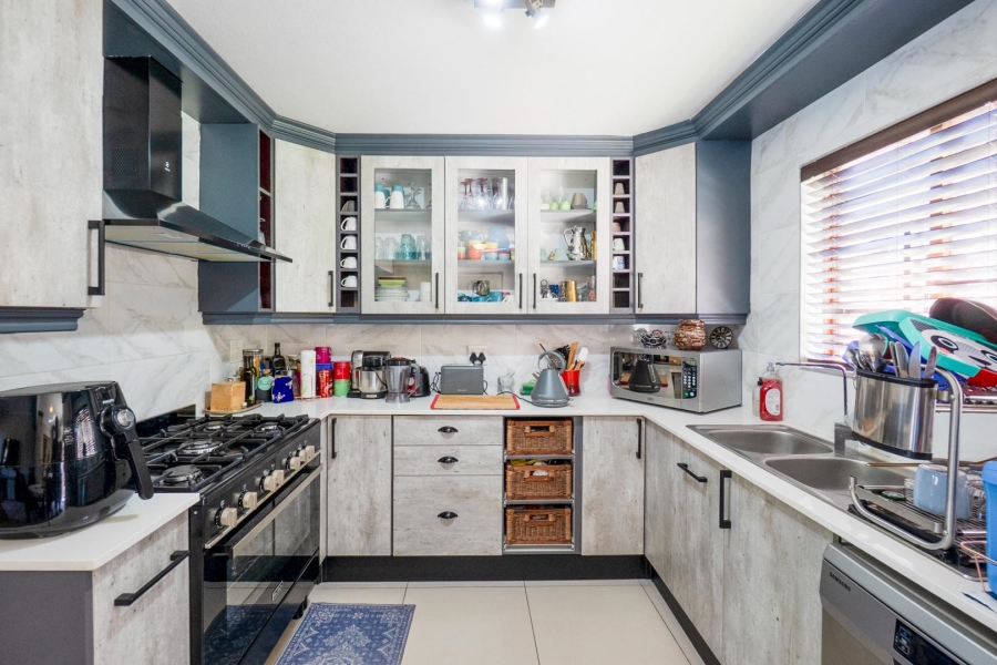 3 Bedroom Property for Sale in Amanzimtoti KwaZulu-Natal