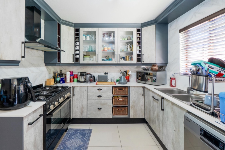 3 Bedroom Property for Sale in Amanzimtoti KwaZulu-Natal