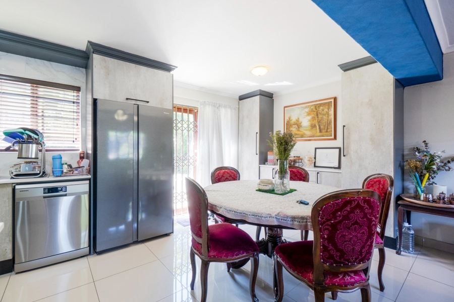 3 Bedroom Property for Sale in Amanzimtoti KwaZulu-Natal