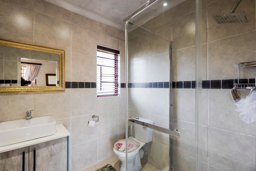 3 Bedroom Property for Sale in Amanzimtoti KwaZulu-Natal