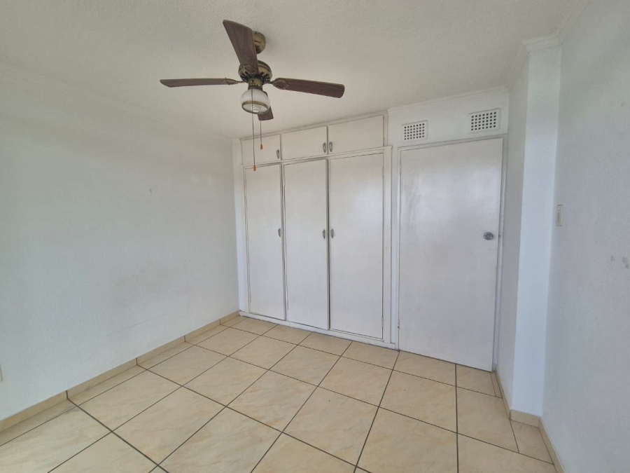 2 Bedroom Property for Sale in Amanzimtoti KwaZulu-Natal