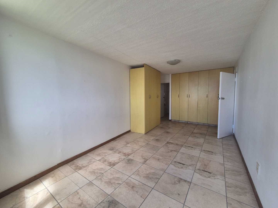 2 Bedroom Property for Sale in Amanzimtoti KwaZulu-Natal