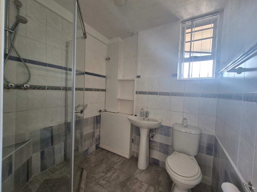 2 Bedroom Property for Sale in Amanzimtoti KwaZulu-Natal