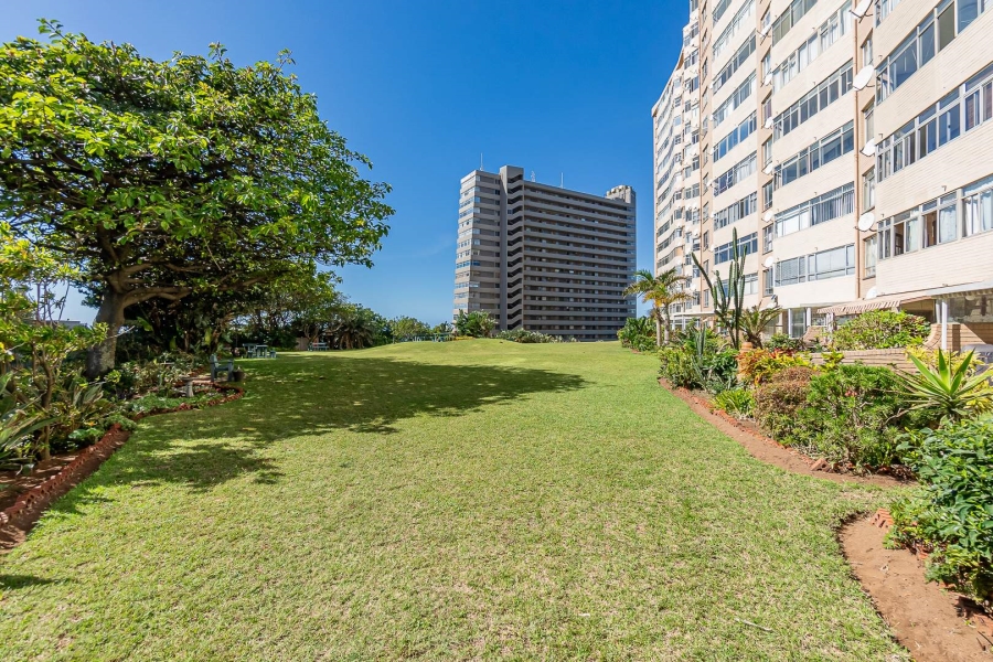 2 Bedroom Property for Sale in Amanzimtoti KwaZulu-Natal