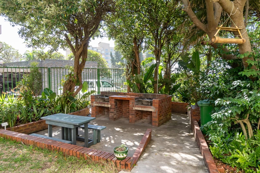 2 Bedroom Property for Sale in Amanzimtoti KwaZulu-Natal