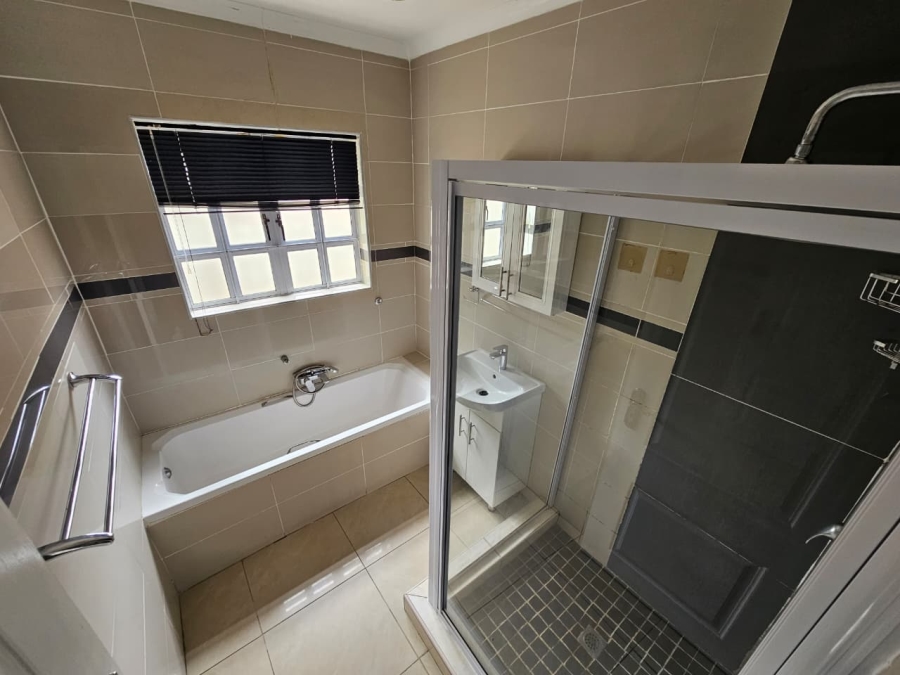 To Let 2 Bedroom Property for Rent in Meer En See KwaZulu-Natal