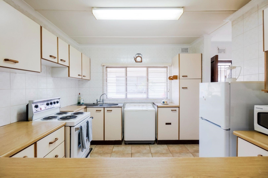 2 Bedroom Property for Sale in Amanzimtoti KwaZulu-Natal