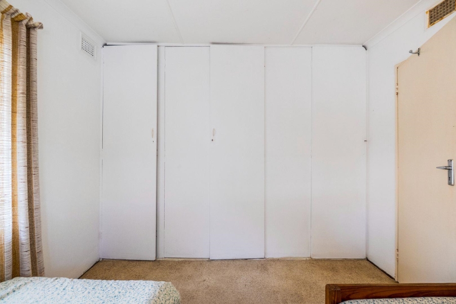 2 Bedroom Property for Sale in Amanzimtoti KwaZulu-Natal