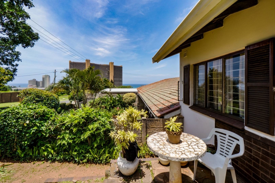 2 Bedroom Property for Sale in Amanzimtoti KwaZulu-Natal